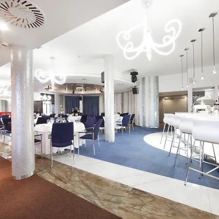 Niebieski Art & 5* Cracovia