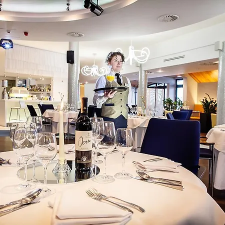 Niebieski Art & Hotel Cracovia