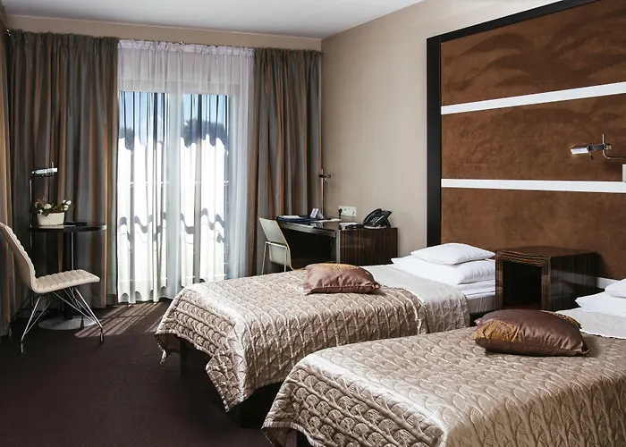 Hotel Niebieski Art & 5*