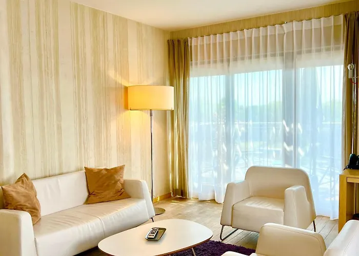 Hotel Niebieski Art & 5*