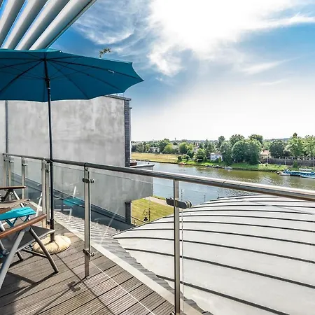 Hotel Niebieski Art & 5*