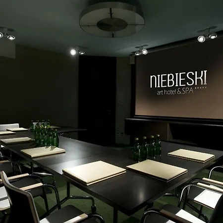 Hotel Niebieski Art &