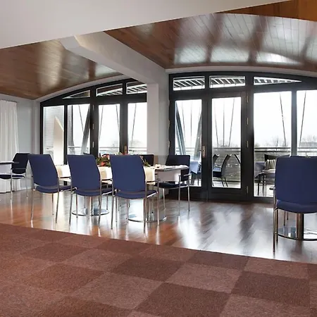 Niebieski Art & 5* Cracovie