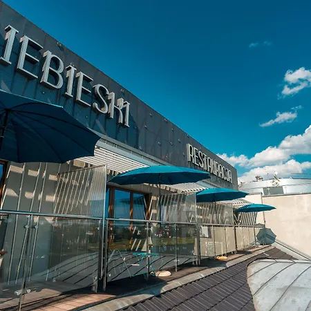 Niebieski Art & Hotel 5*